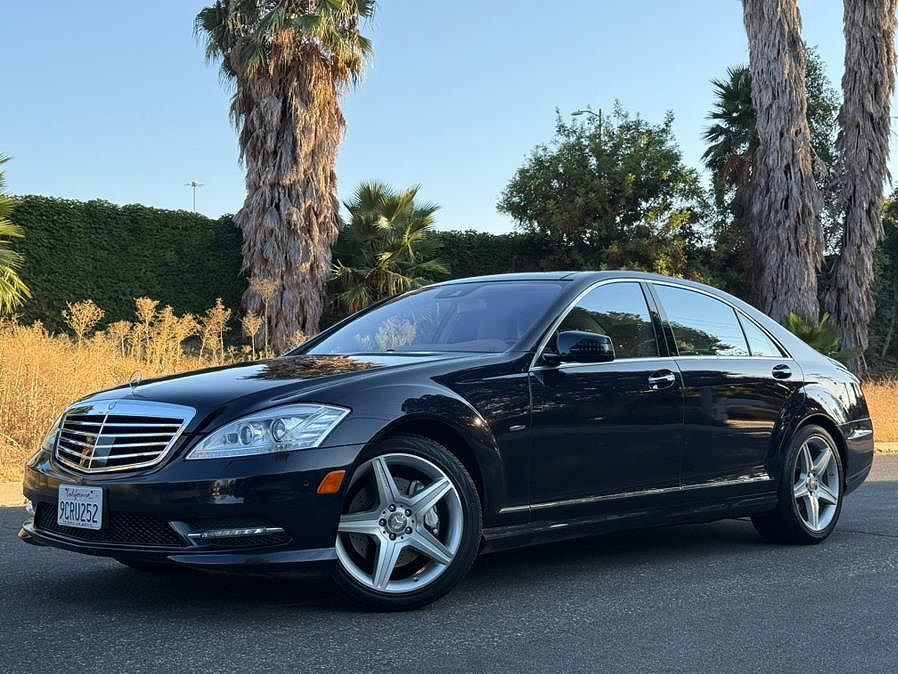 2011 MERCEDES-BENZ S-Class