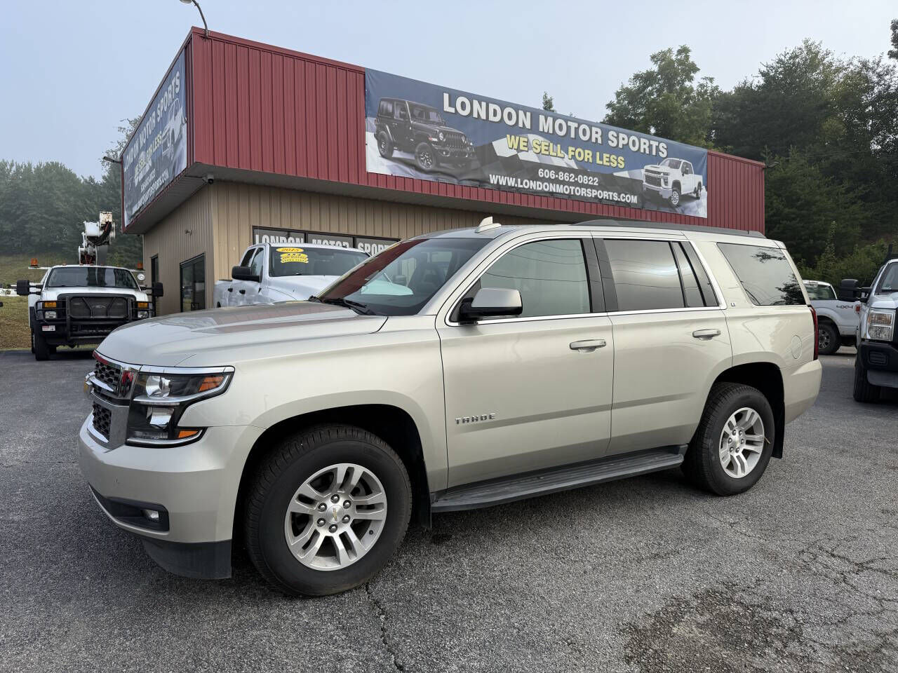 2017 CHEVROLET Tahoe