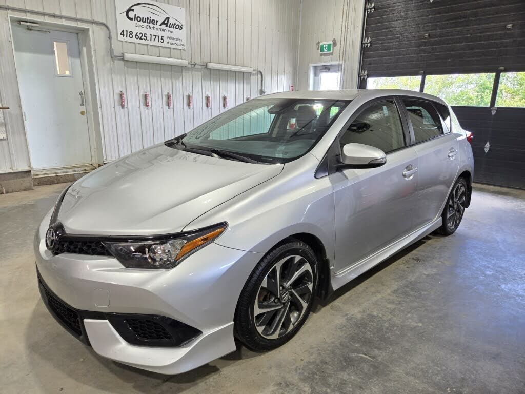 Toyota COROLLA iM