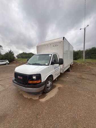 GMC Savana