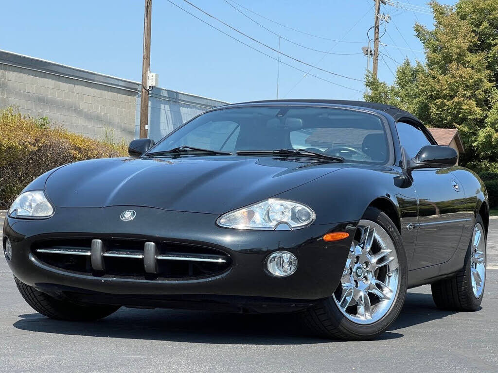 Jaguar XK8