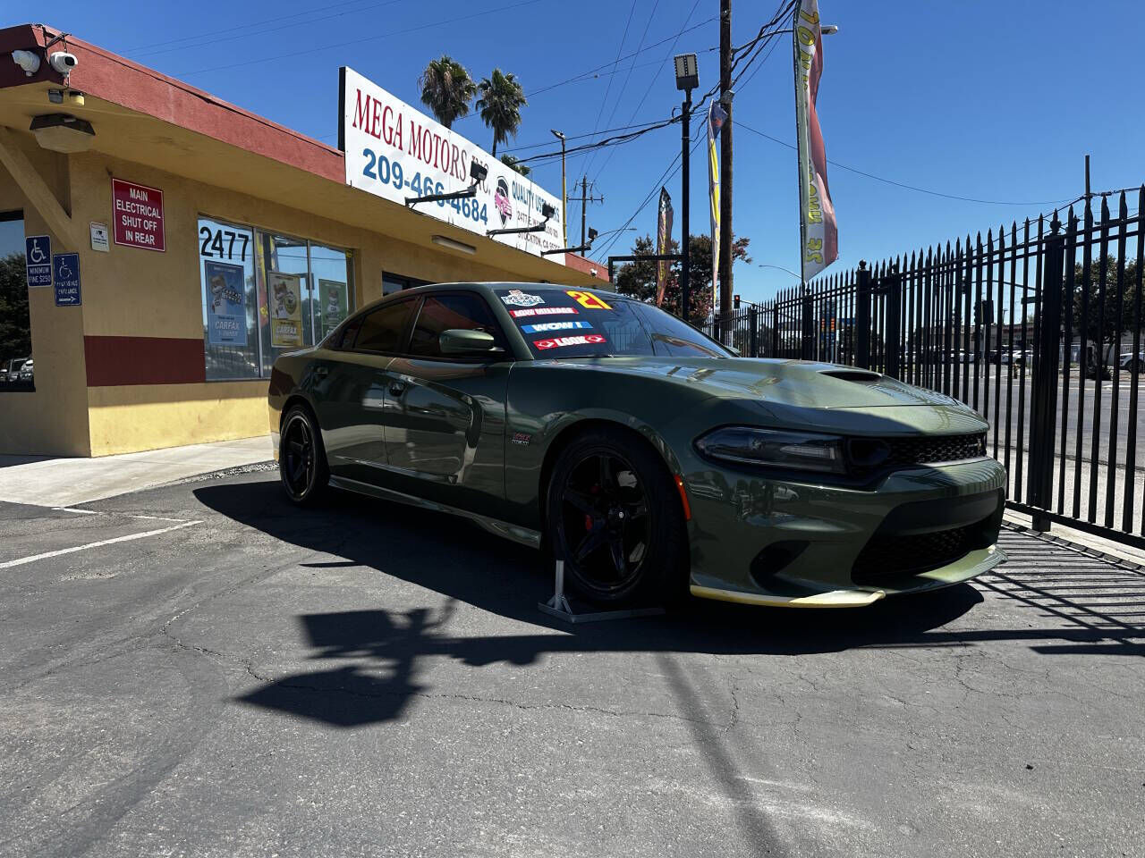 2021 DODGE Charger