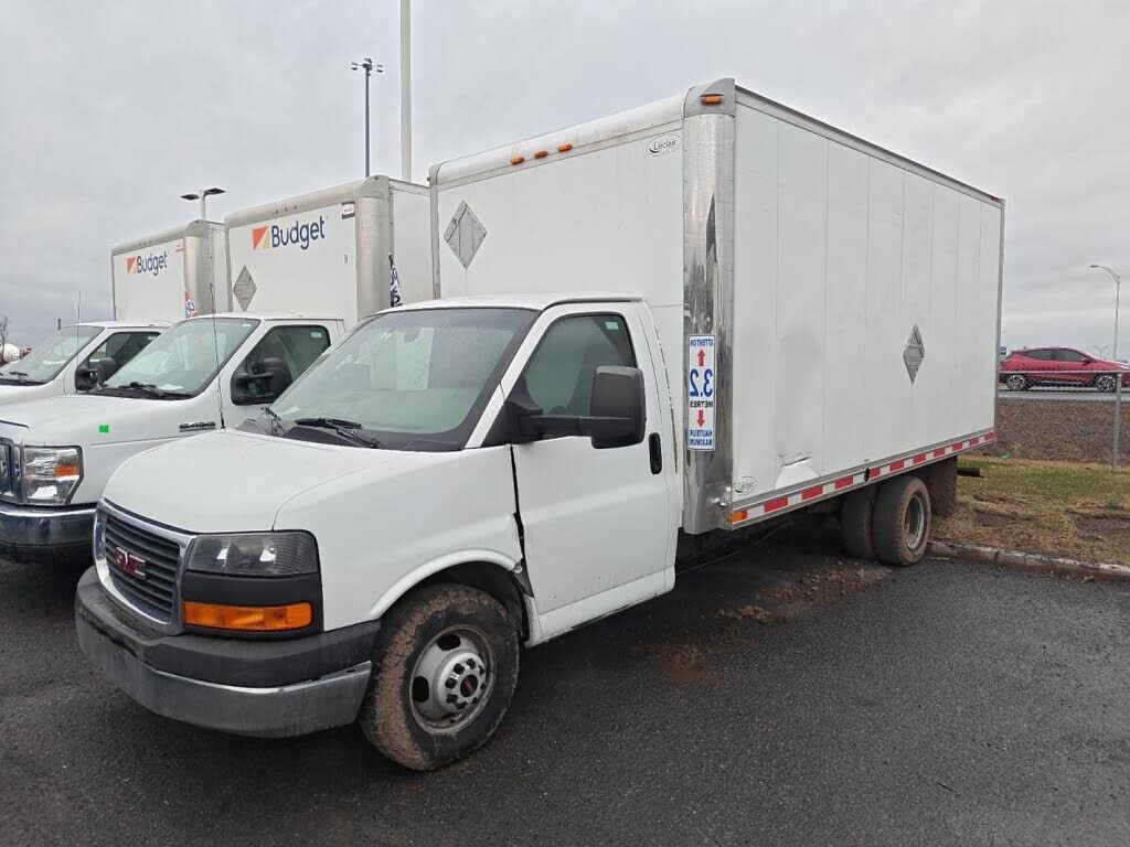 GMC Savana