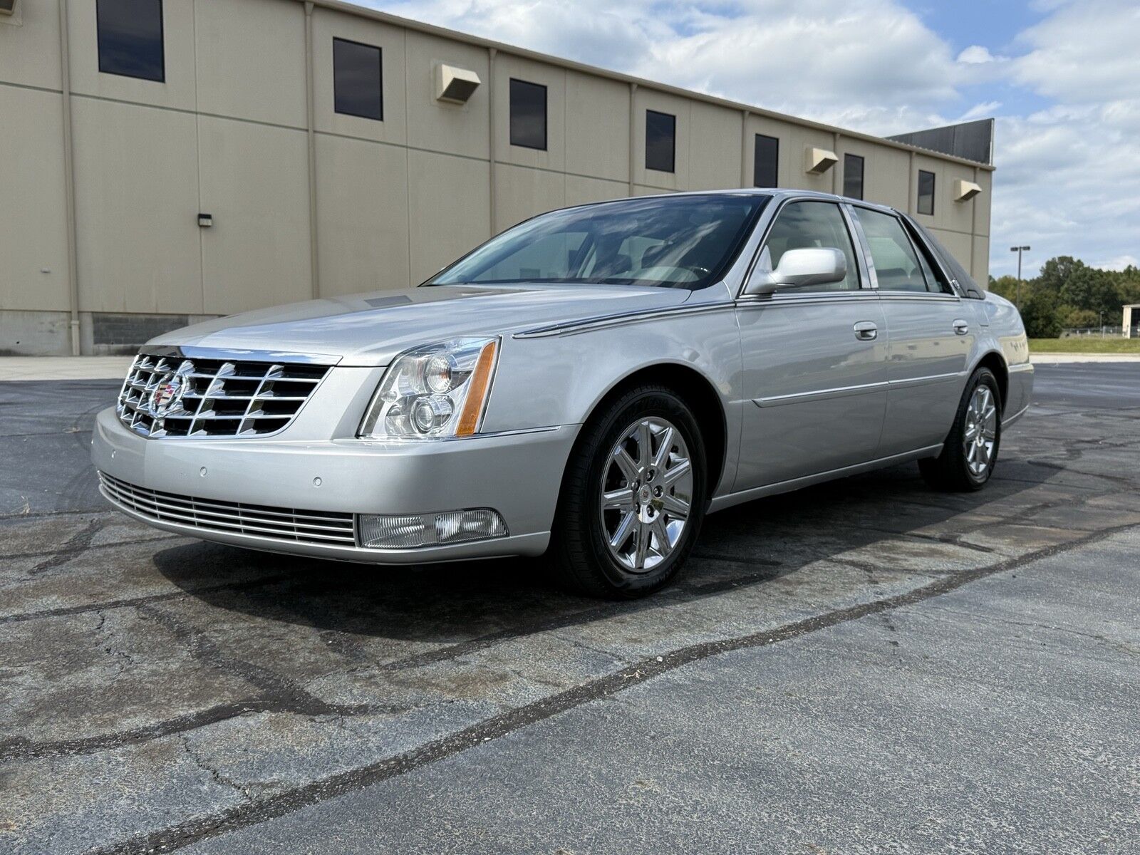 Cadillac DTS
