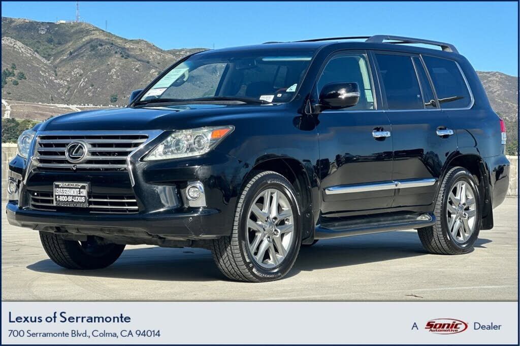 Lexus LX