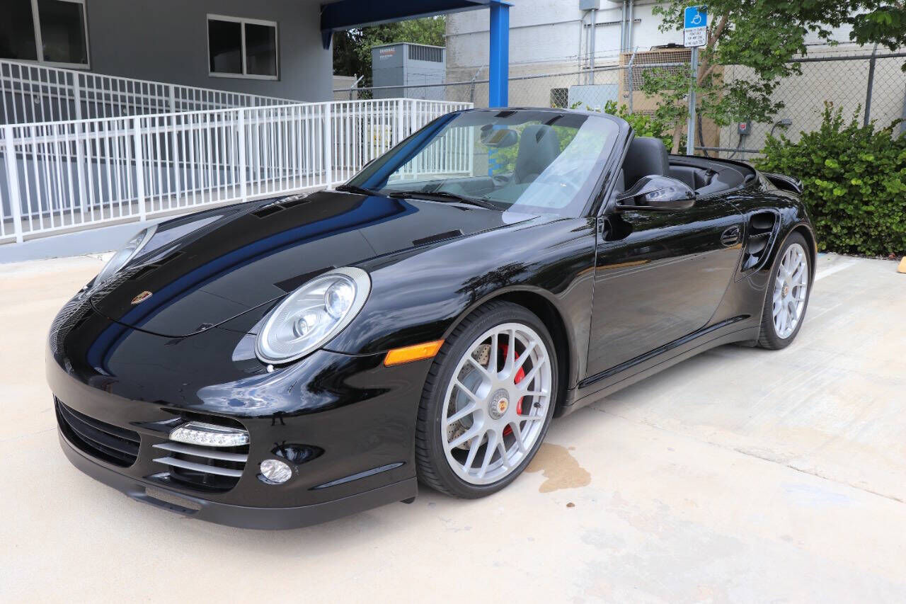 2010 PORSCHE 911