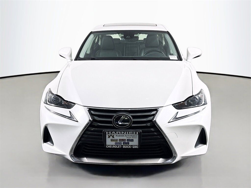 2017 Lexus IS