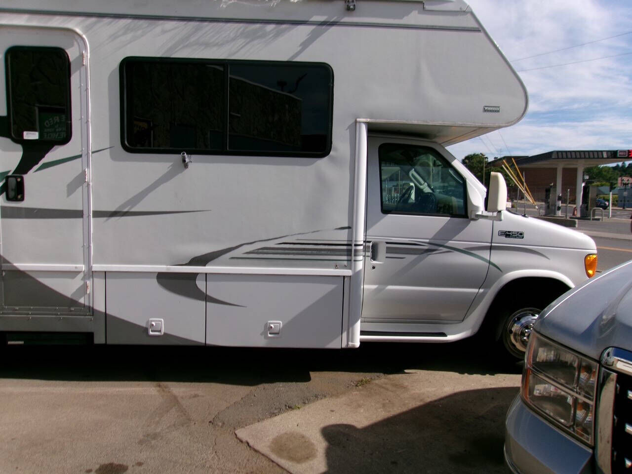 Ford E-450