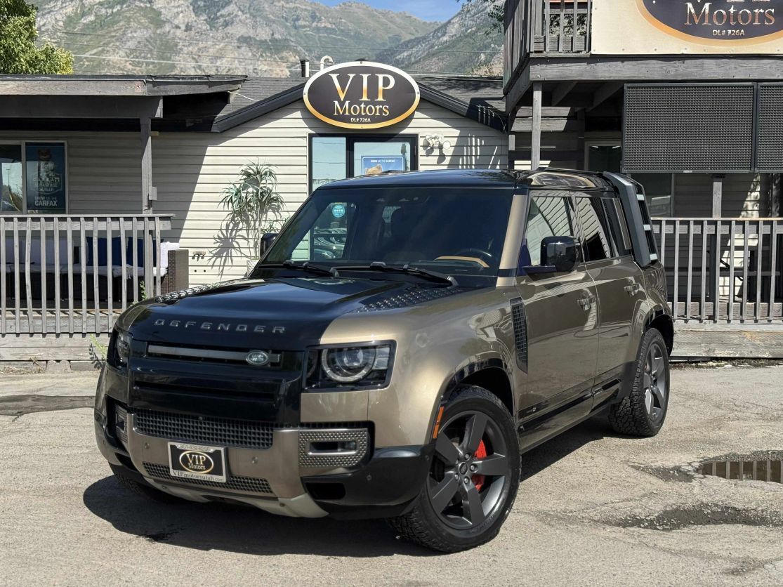 2020 LAND ROVER Defender