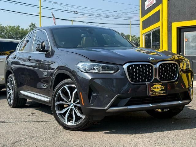2022 BMW X4