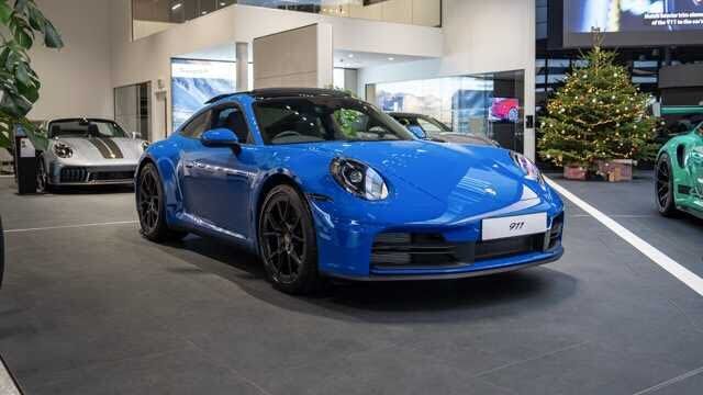 Porsche 911