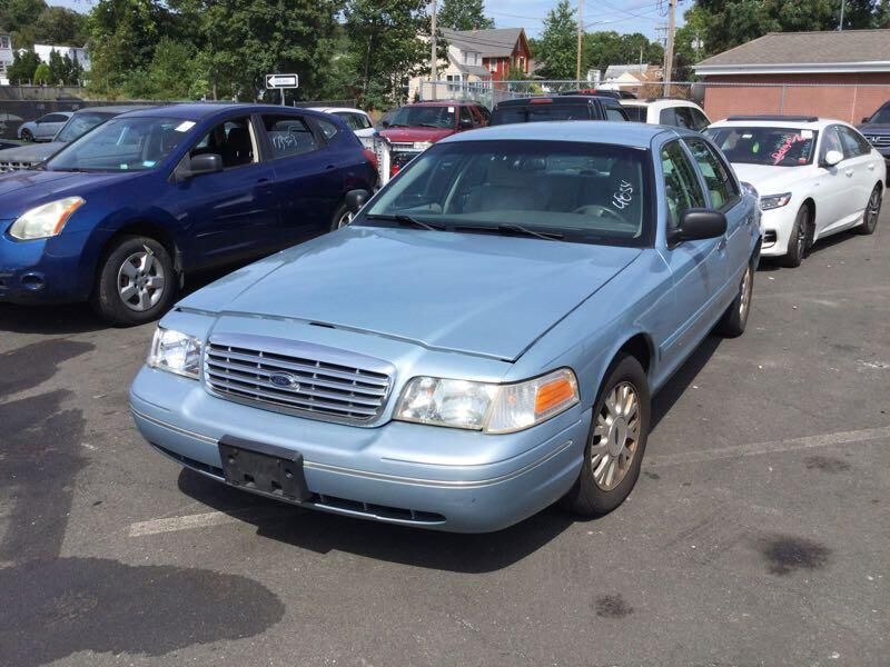 Ford Crown Victoria