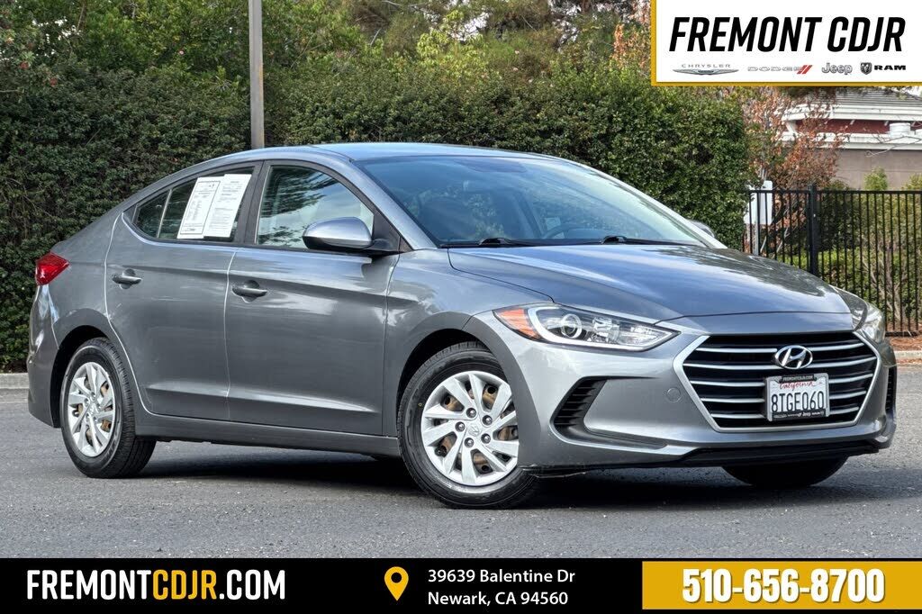 2017 HYUNDAI Elantra