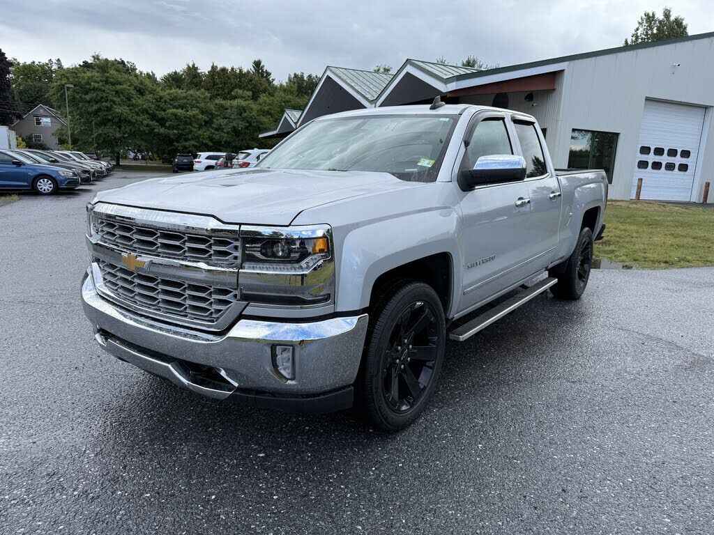 2018 CHEVROLET Silverado