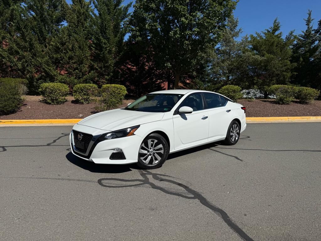 2022 NISSAN Altima