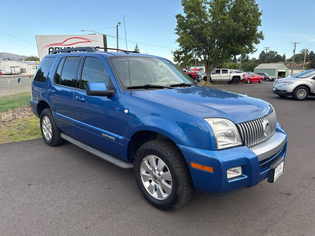 Mercury Mountaineer