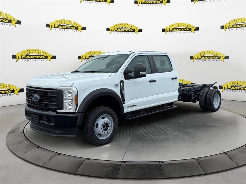 2025 FORD F-550