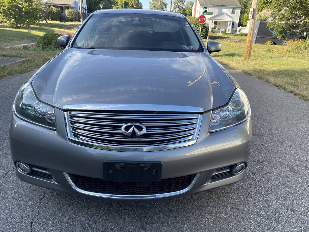 Infiniti M35