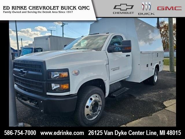 2024 GMC Silverado Medium Duty