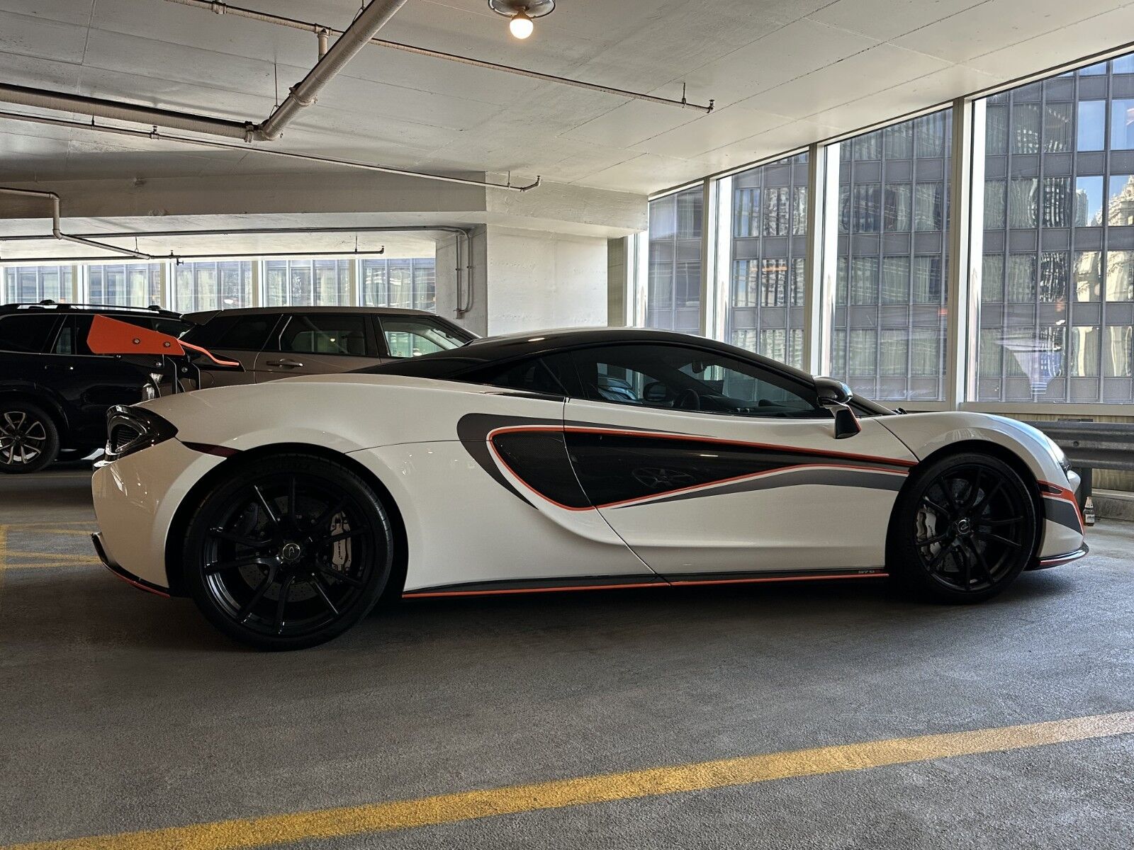 McLaren 570S