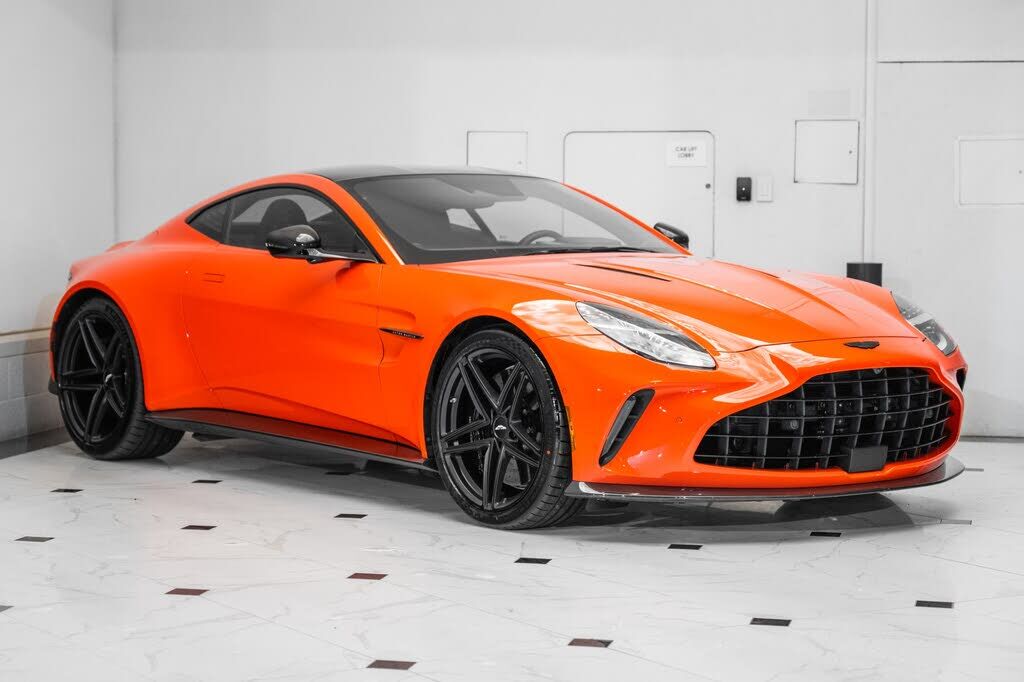 2025 ASTON MARTIN Vantage