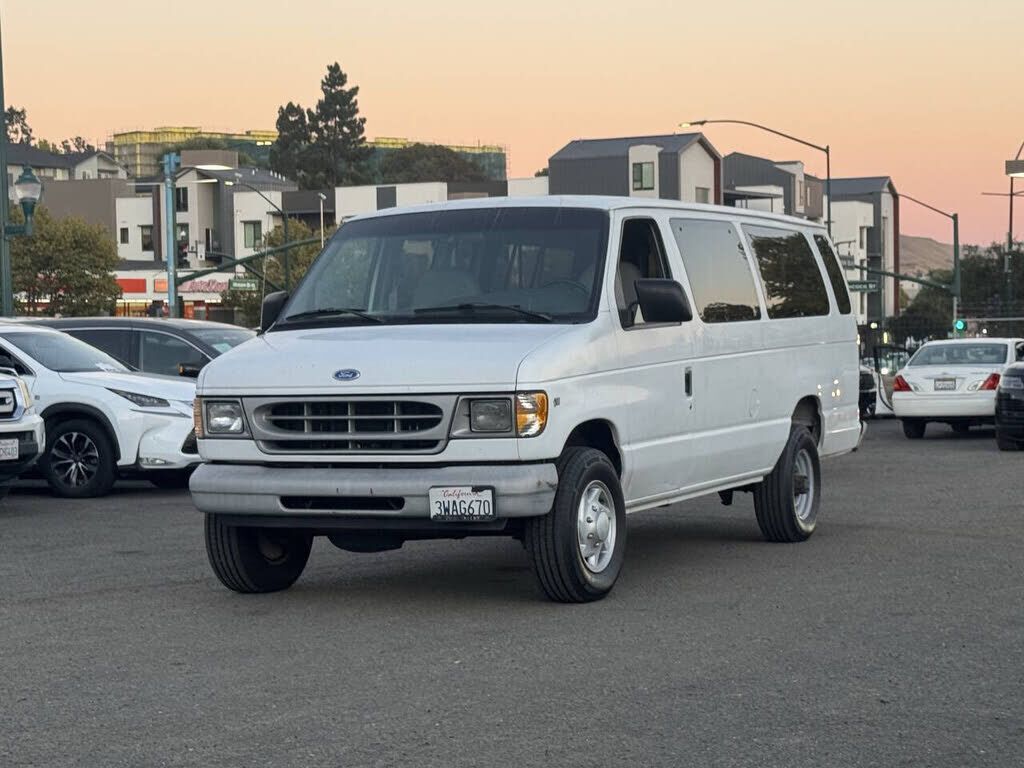 Ford E-350
