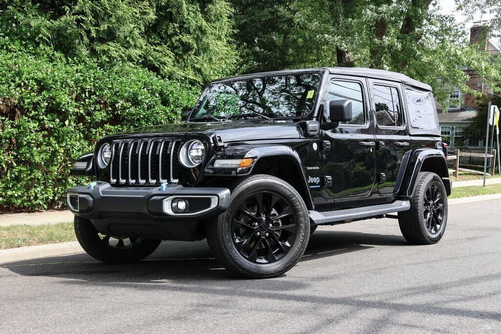 2023 JEEP Wrangler