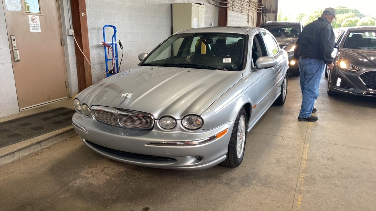 Jaguar X-Type