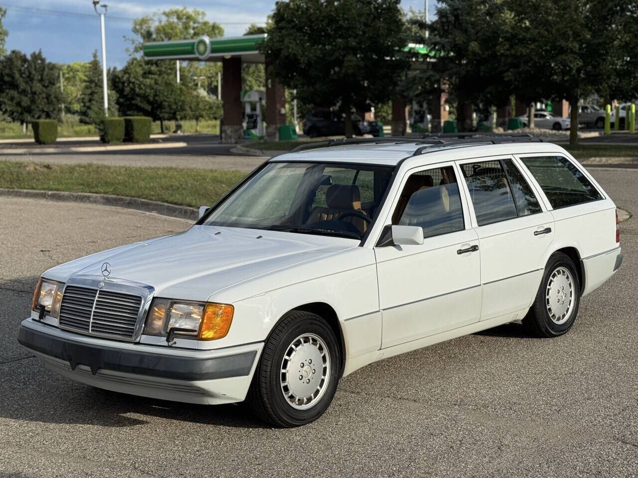 1993 MERCEDES-BENZ 300