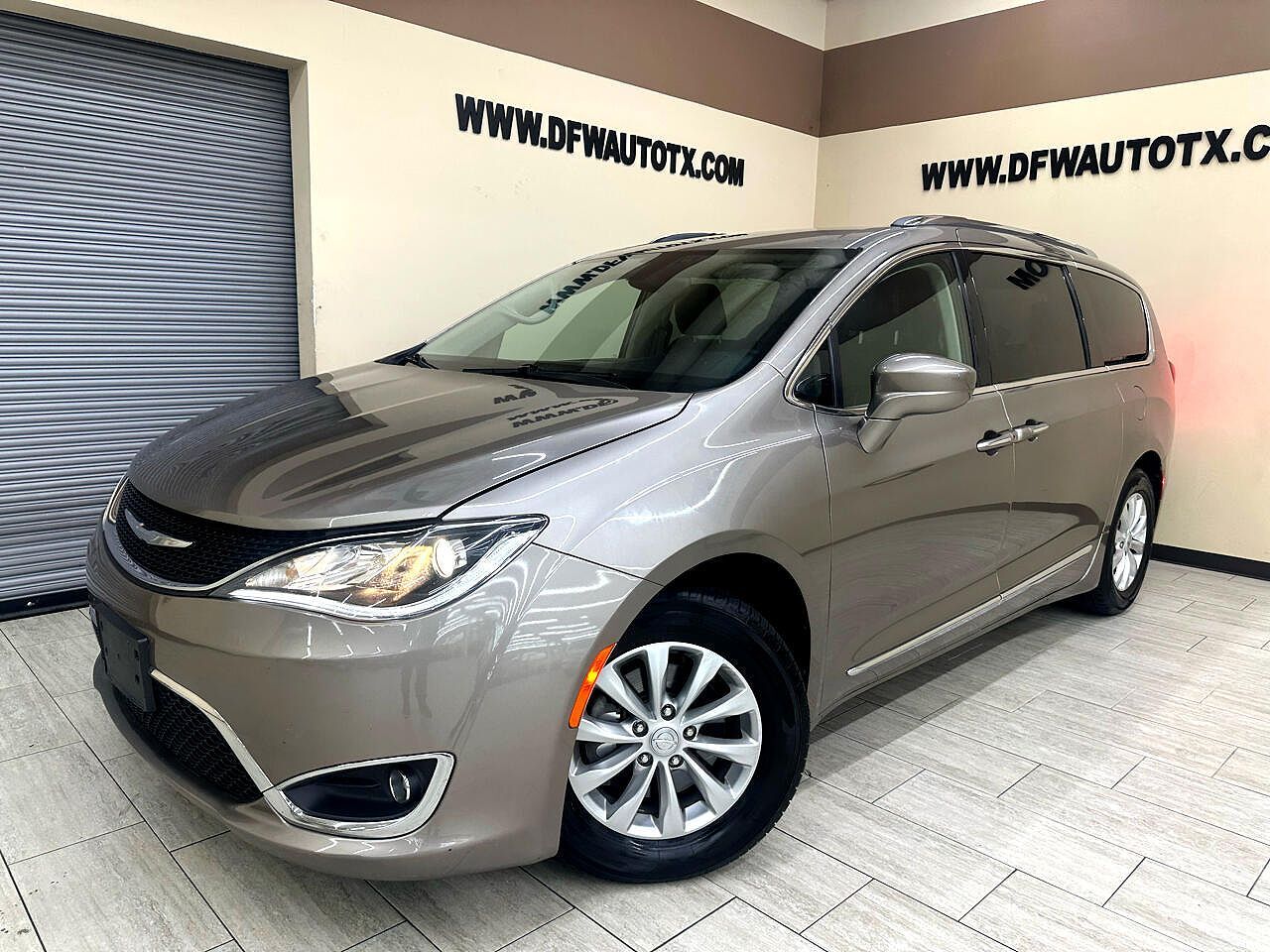 2018 CHRYSLER Pacifica