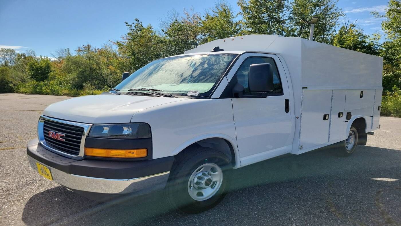 2025 GMC Savana