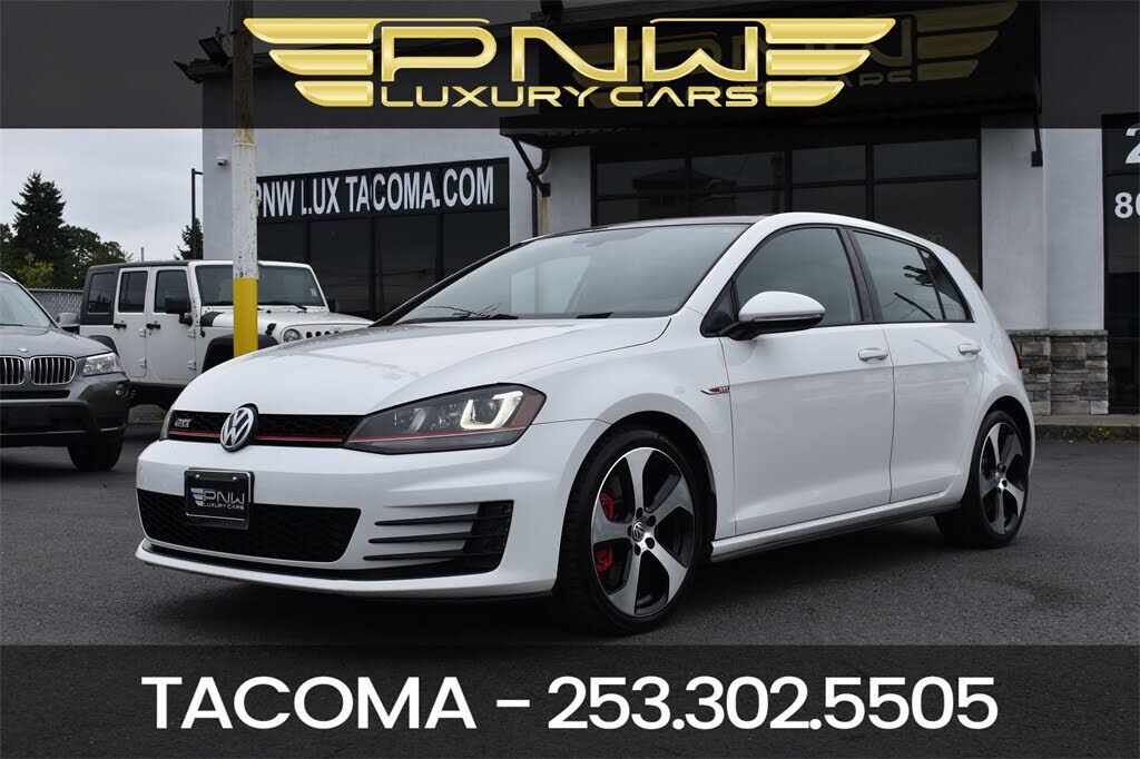 Volkswagen Golf GTI