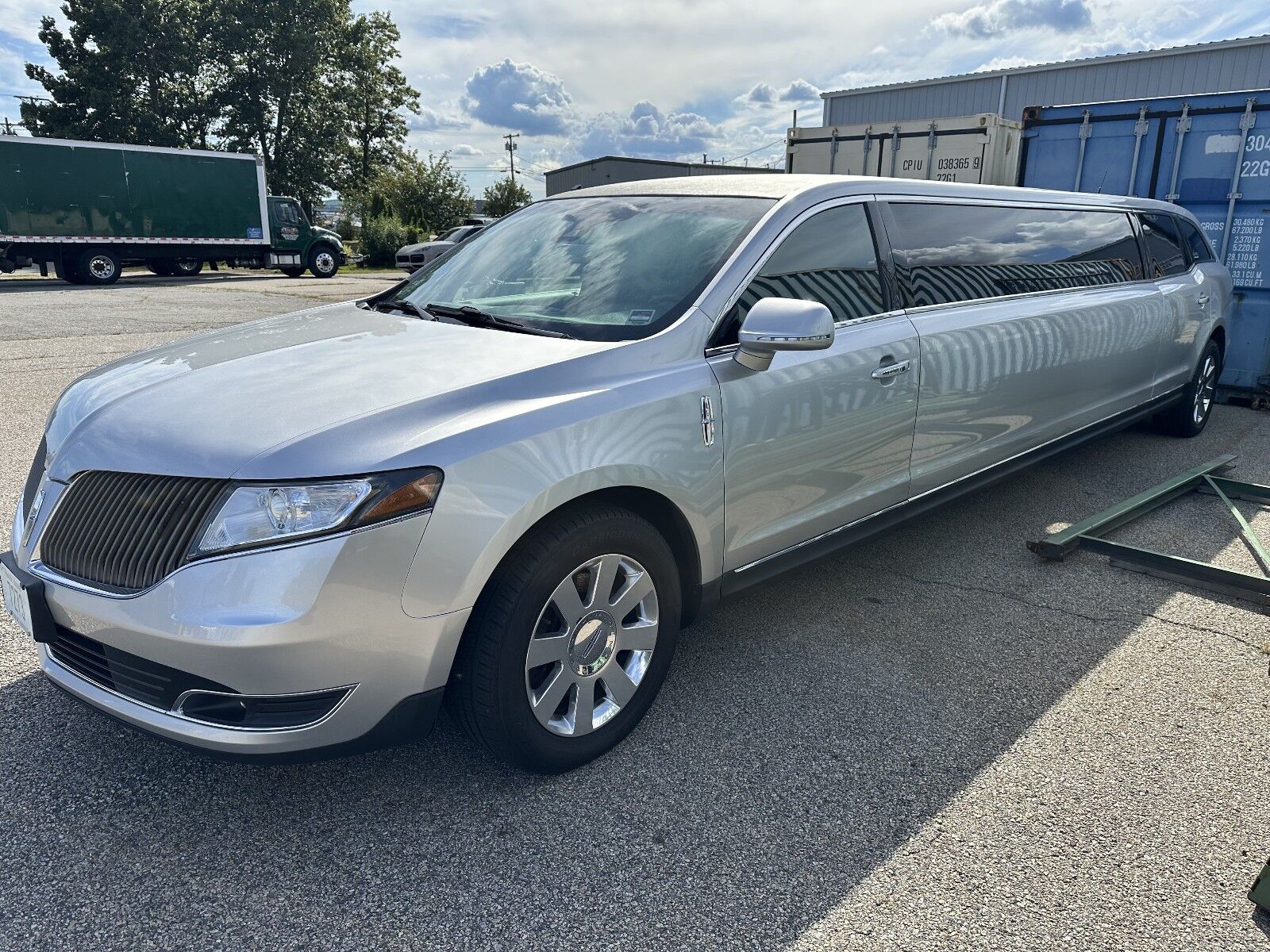 Lincoln MKT
