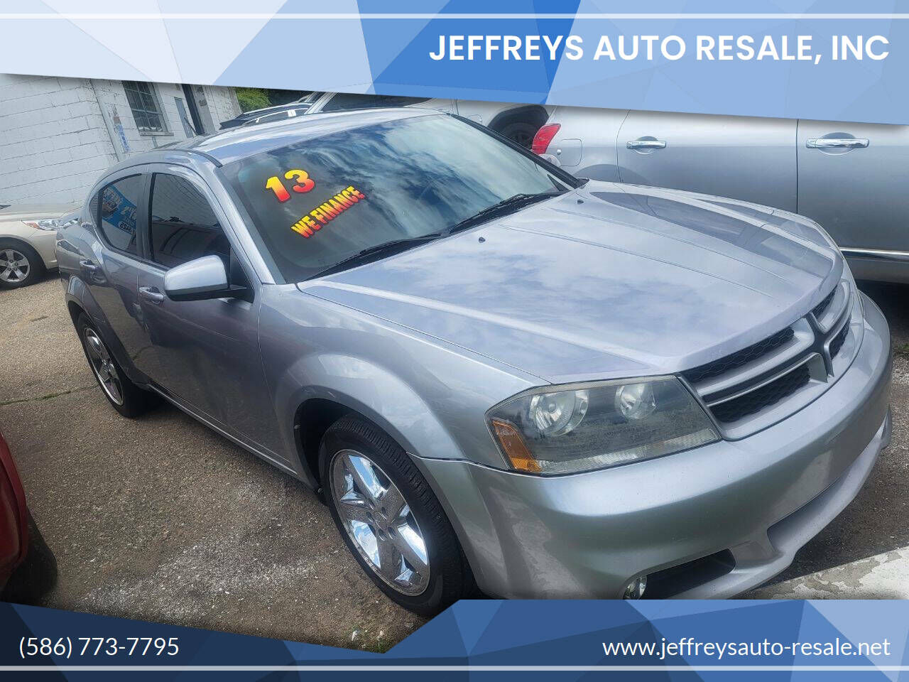 2013 DODGE Avenger