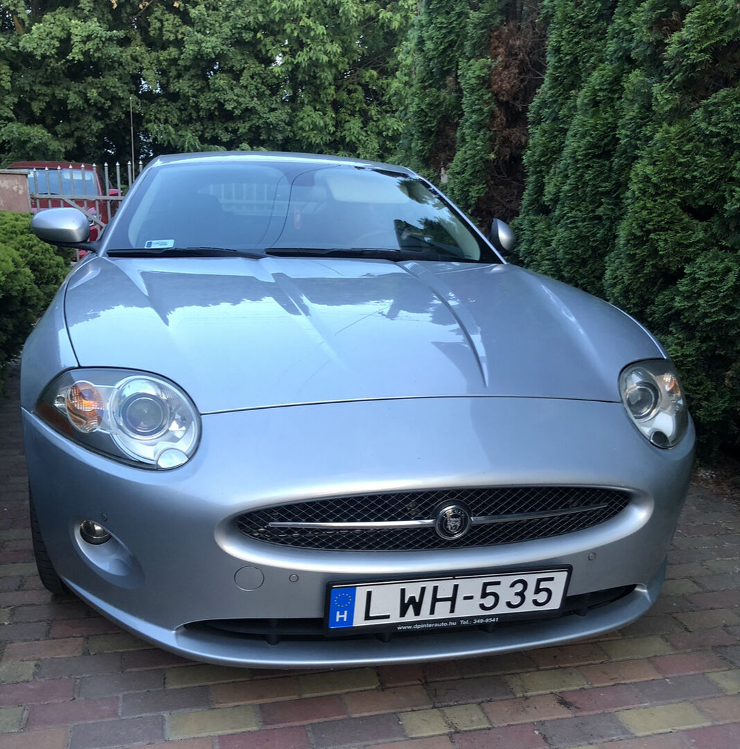 Jaguar XK