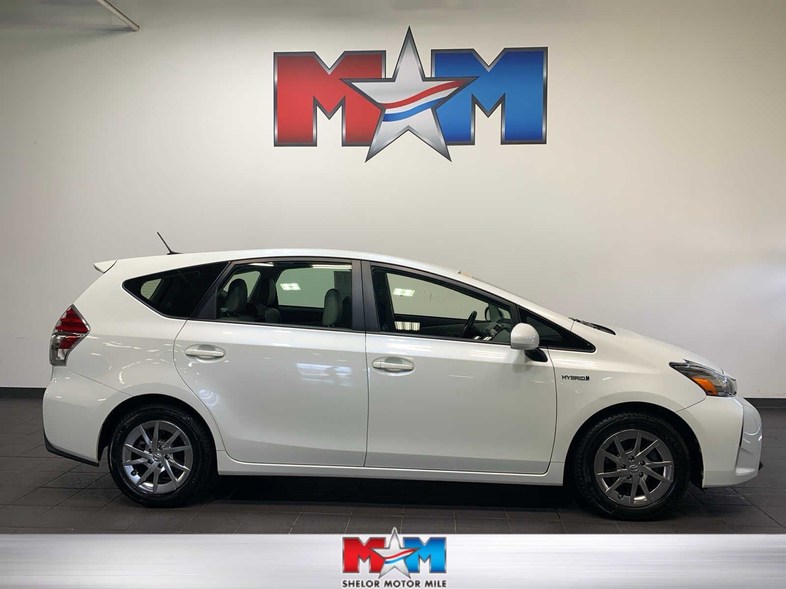 Toyota Prius V