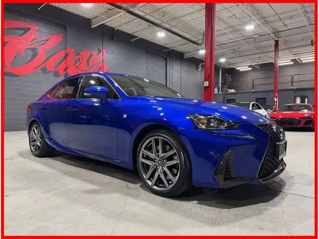 Lexus IS