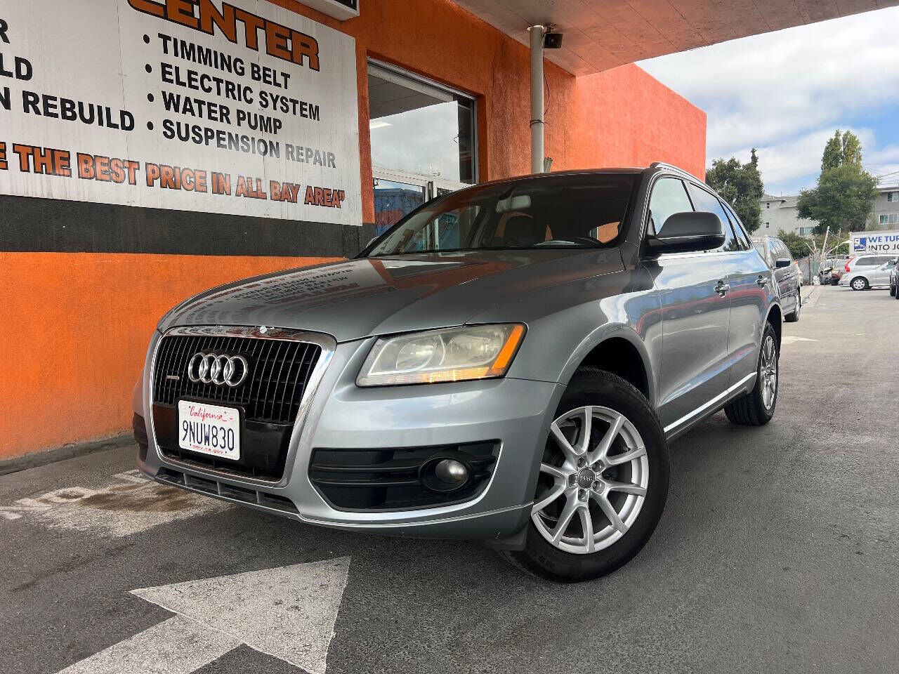 2010 AUDI Q5