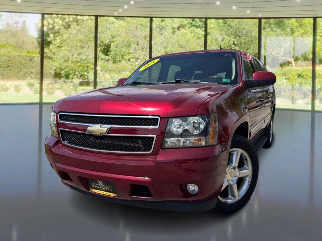 2011 CHEVROLET Suburban
