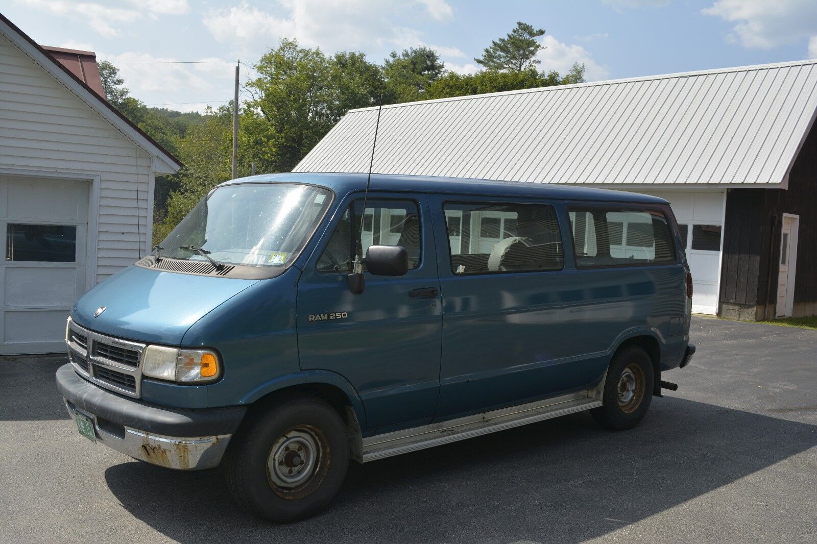 Dodge Ram Wagon