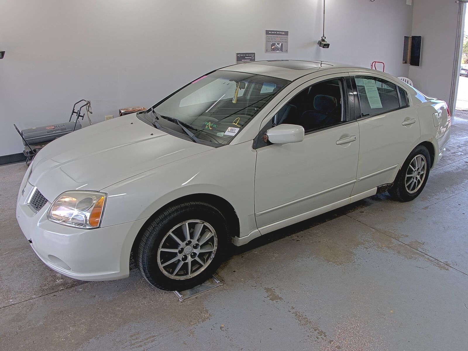 Mitsubishi Galant