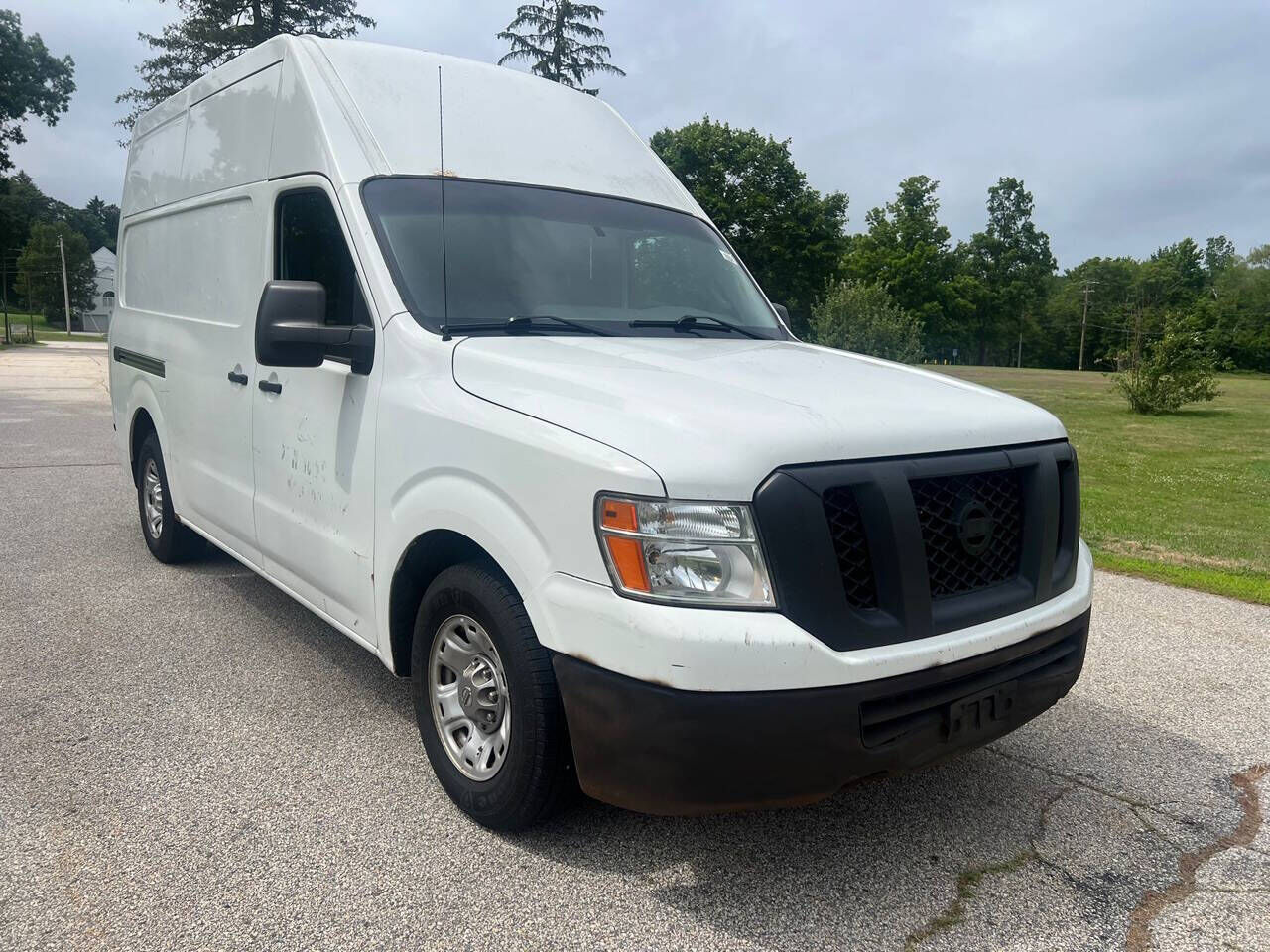 Nissan NV