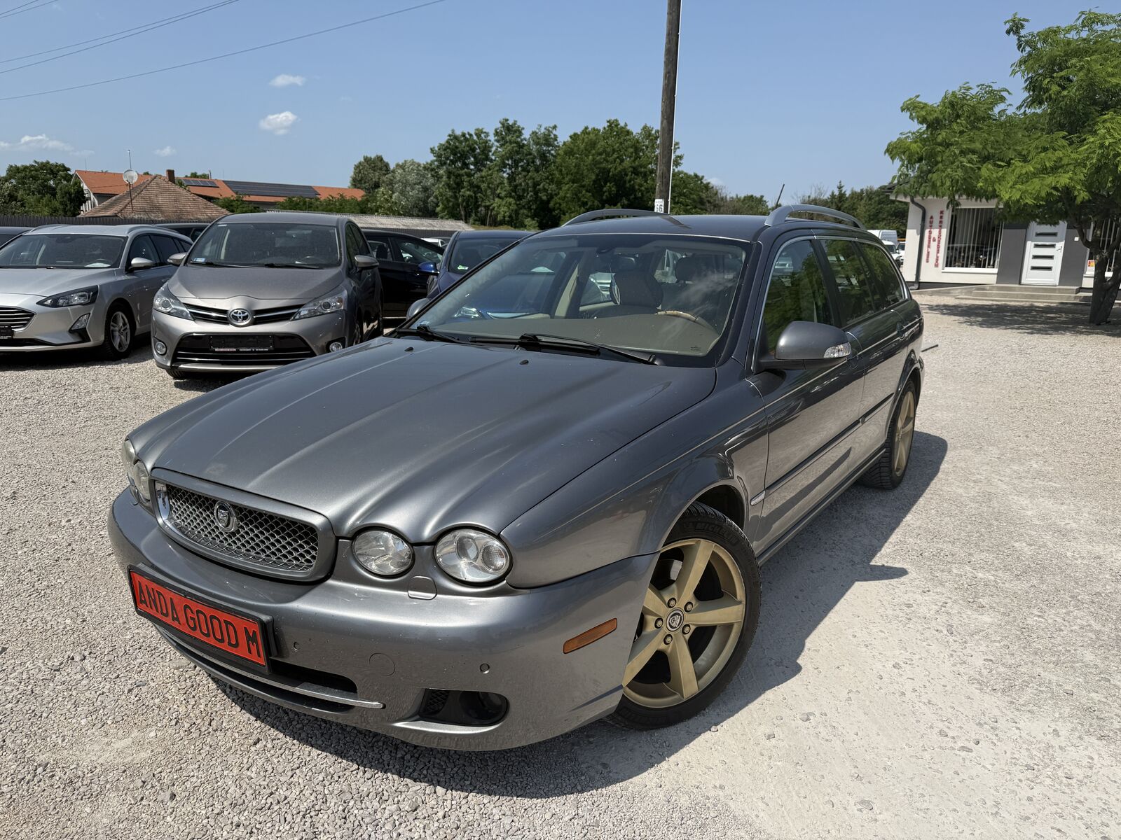 Jaguar X-Type