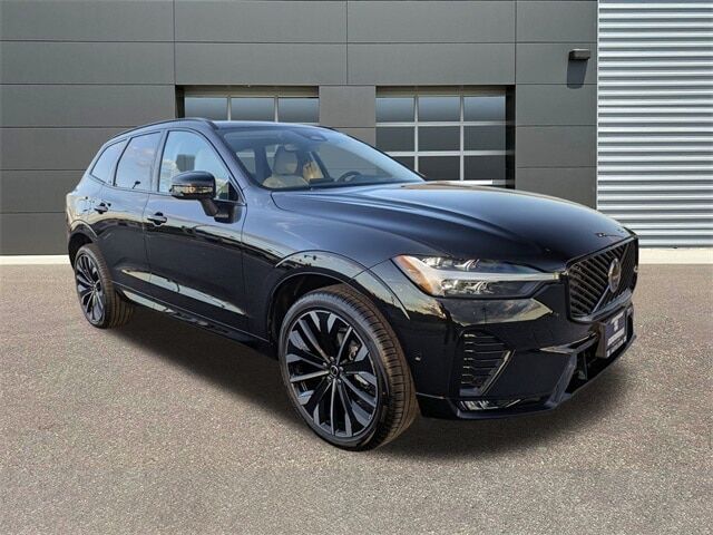 2026 VOLVO XC60