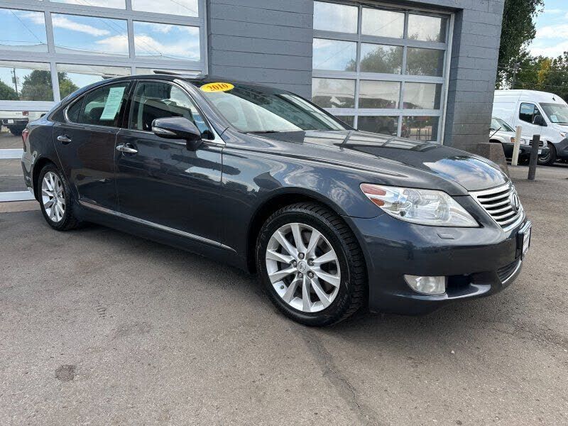 Lexus LS