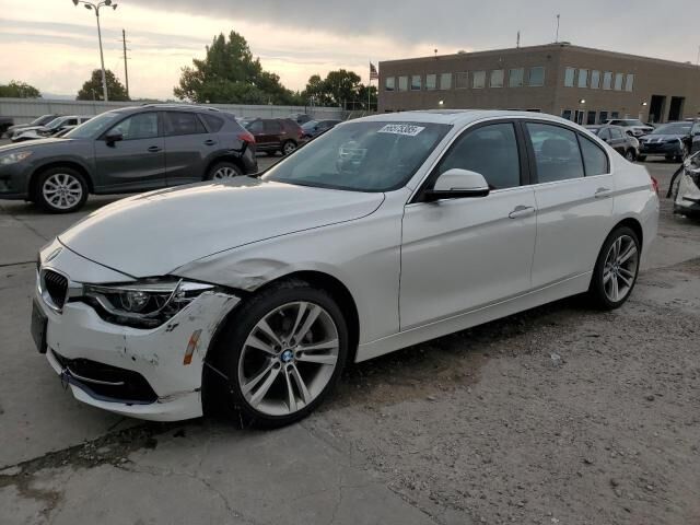 BMW 330i