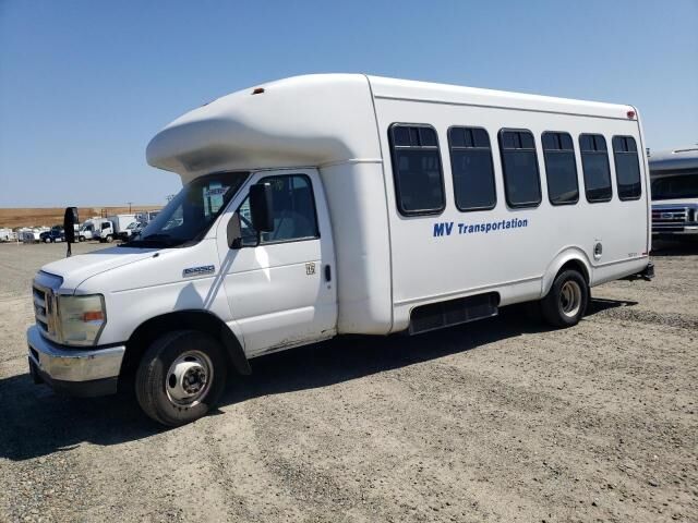 Ford E-450