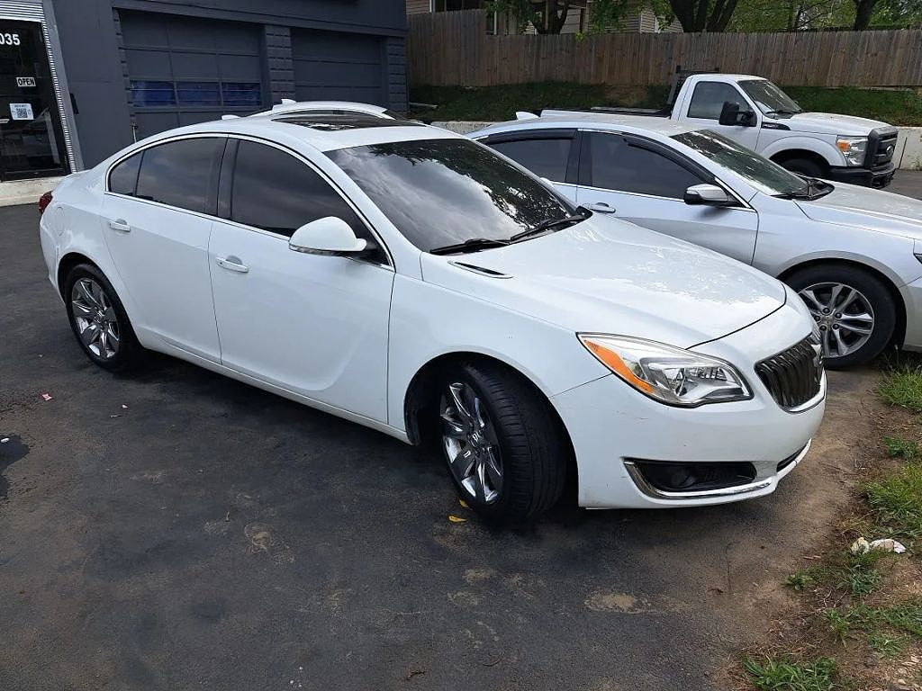 2017 BUICK Regal