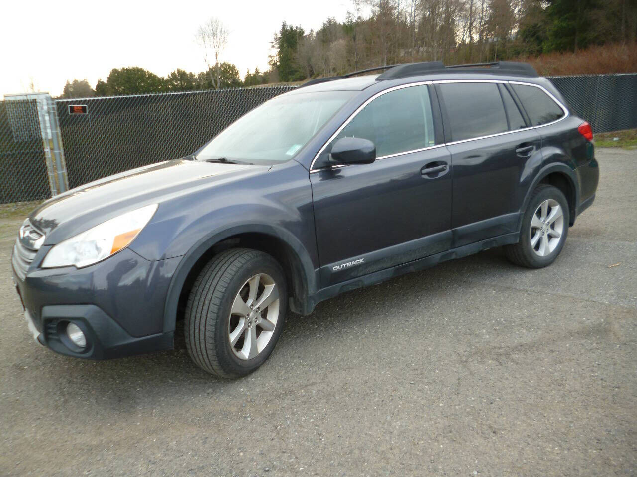2013 SUBARU Outback