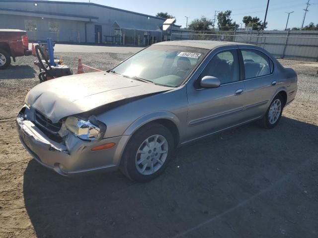 Nissan Maxima